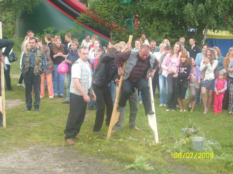 2009_18